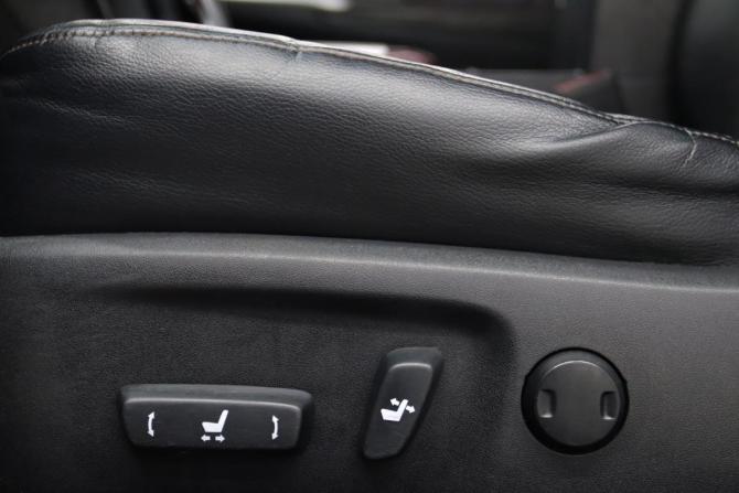 Toyota Camry VII (XV50) с пробегом 2012 года, цена 1 295 950 рублей, 277120 км, седан, Автокод Объявления