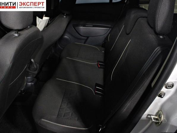 Renault Sandero II Рестайлинг с пробегом 2020 года, цена 1 257 000 рублей, 141711 км, хэтчбек, Автокод Объявления