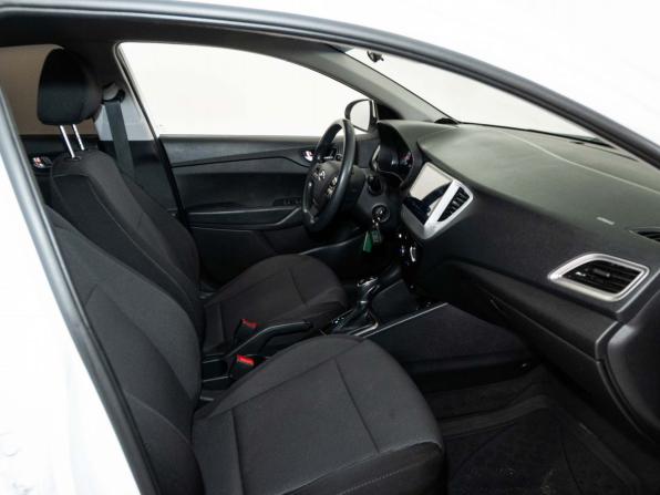 Hyundai Solaris II Рестайлинг с пробегом 2020 года, цена 1 683 000 рублей, 79000 км, седан, Автокод Объявления