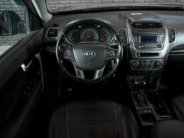 Kia Sorento II Рестайлинг с пробегом 2017 года, цена 2 050 000 рублей, 93388 км, внедорожник, Автокод Объявления