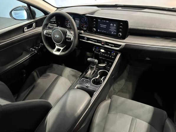 Kia K5 III с пробегом 2021 года, цена 2 170 000 рублей, 114892 км, седан, Автокод Объявления