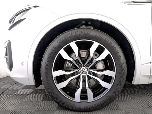 Volkswagen Touareg III с пробегом 2018 года, цена 4 060 000 рублей, 156408 км, внедорожник, Автокод Объявления