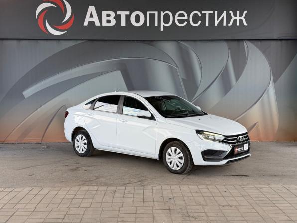 Lada (ВАЗ) Vesta I Рестайлинг (NG) с пробегом 2023 года, цена 1 217 000 рублей, 35200 км, седан, Автокод Объявления