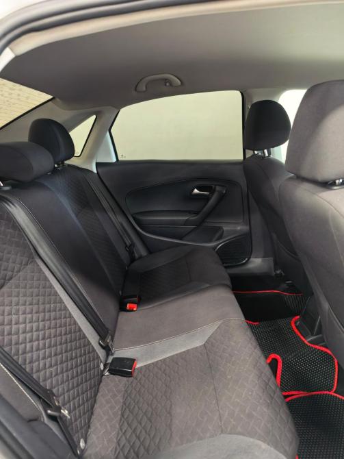 Volkswagen Polo V Рестайлинг Санкт-Петербург  - изображение 19