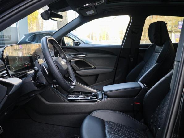 Audi Q5 III (GU) с пробегом 2026 года, цена 6 370 000 рублей, 2546 км, внедорожник, Автокод Объявления