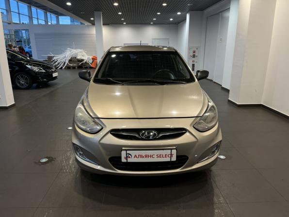 Hyundai Solaris I с пробегом 2011 года, цена 590 000 рублей, 240410 км, хэтчбек, Автокод Объявления