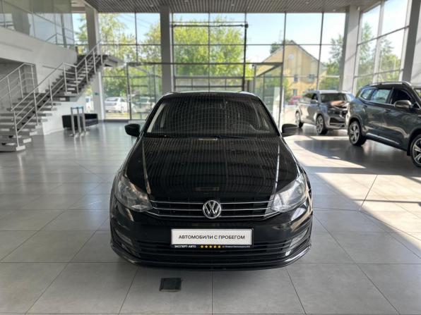 Volkswagen Polo V Рестайлинг с пробегом 2019 года, цена 1 045 000 рублей, 190000 км, седан, Автокод Объявления