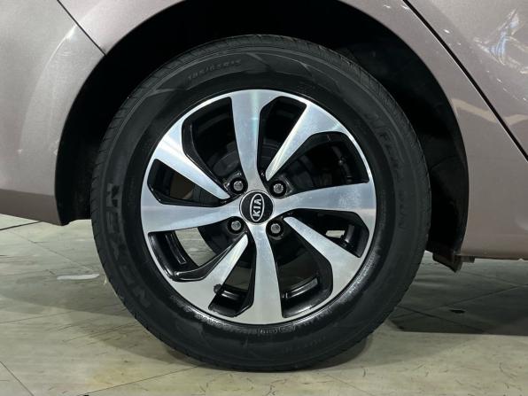 Kia Rio IV Рестайлинг с пробегом 2021 года, цена 1 750 000 рублей, 61921 км, седан, Автокод Объявления