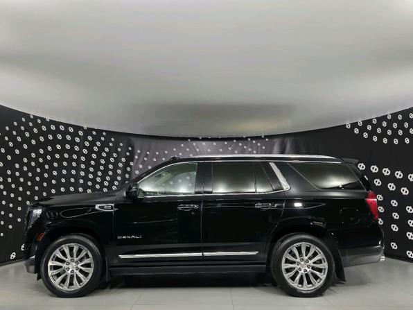 GMC Yukon V с пробегом 2022 года, цена 8 990 000 рублей, 43559 км, внедорожник, Автокод Объявления