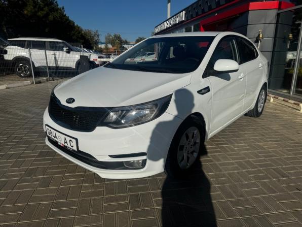 Kia Rio III Рестайлинг с пробегом 2015 года, цена 949 900 рублей, 126297 км, седан, Автокод Объявления
