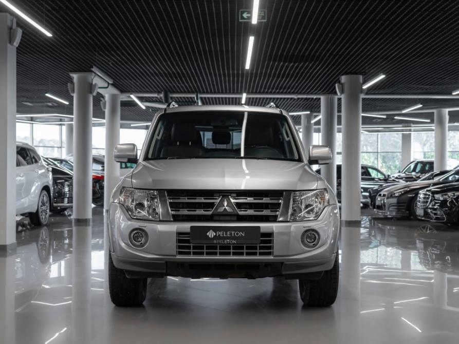 Mitsubishi Pajero IV Рестайлинг 1 Москва  - изображение 3