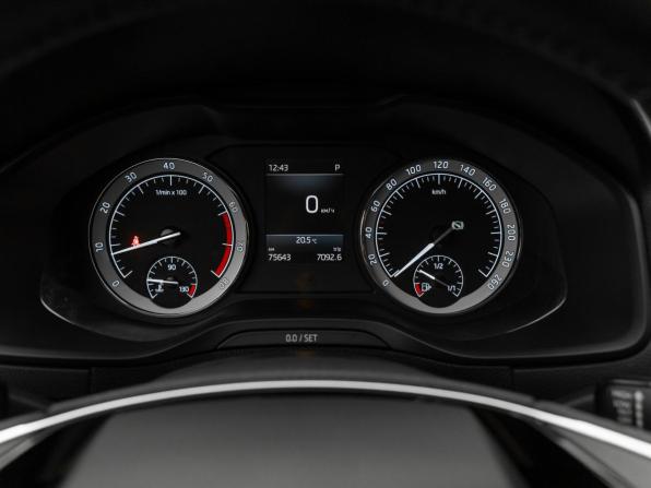 Skoda Karoq I с пробегом 2020 года, цена 2 640 000 рублей, 75640 км, внедорожник, Автокод Объявления