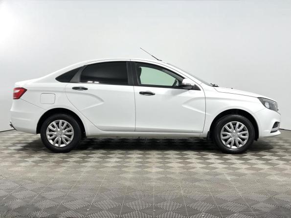 Lada (ВАЗ) Vesta I с пробегом 2018 года, цена 649 900 рублей, 271331 км, седан, Автокод Объявления