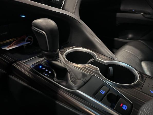 Toyota Camry VIII (XV70) с пробегом 2019 года, цена 2 690 000 рублей, 143689 км, седан, Автокод Объявления
