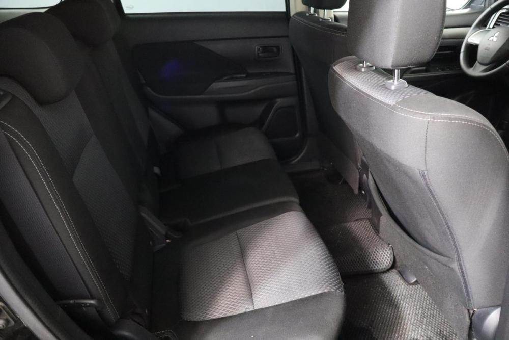 Mitsubishi Outlander III Рестайлинг 2 Санкт-Петербург  - изображение 12