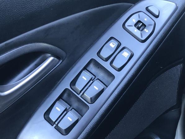 Hyundai ix35 I с пробегом 2010 года, цена 1 130 000 рублей, 165557 км, внедорожник, Автокод Объявления