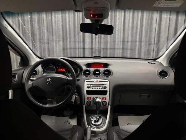 Peugeot 308 I Рестайлинг с пробегом 2012 года, цена 550 000 рублей, 184000 км, хэтчбек, Автокод Объявления