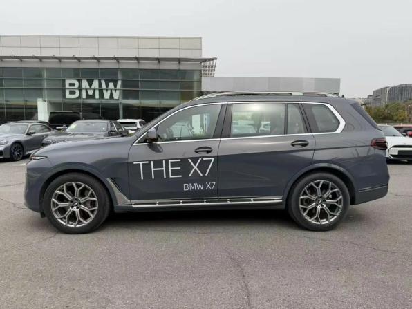 BMW X7 I (G07) Рестайлинг с пробегом 2024 года, цена 14 990 000 рублей, 890 км, внедорожник, Автокод Объявления
