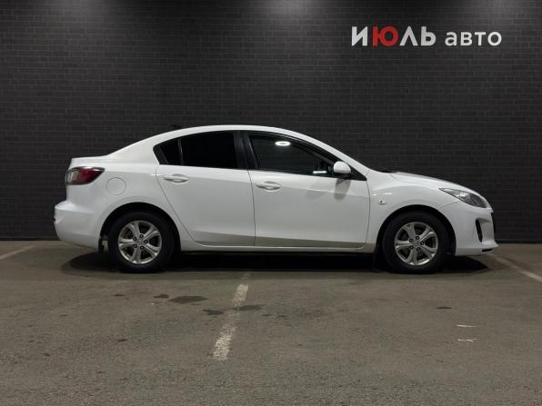 Mazda 3 II (BL) Рестайлинг с пробегом 2011 года, цена 800 000 рублей, 237498 км, седан, Автокод Объявления