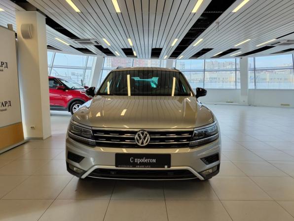 Volkswagen Tiguan II с пробегом 2019 года, цена 2 798 000 рублей, 76300 км, внедорожник, Автокод Объявления