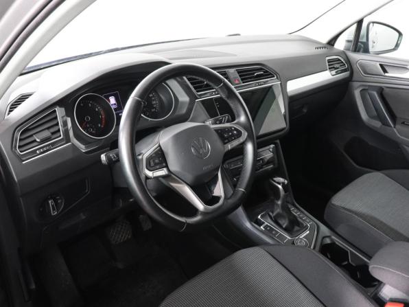 Volkswagen Tiguan II Рестайлинг с пробегом 2021 года, цена 2 500 000 рублей, 55437 км, внедорожник, Автокод Объявления