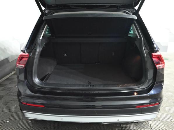 Volkswagen Tiguan II с пробегом 2019 года, цена 2 300 000 рублей, 136249 км, внедорожник, Автокод Объявления