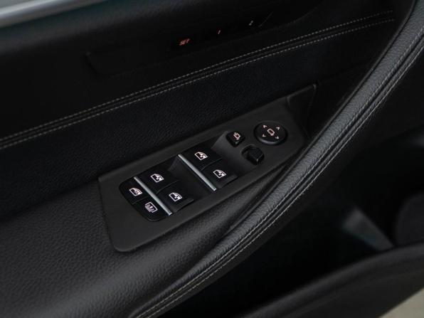 BMW 5 серии VII (G30/G31/G38) с пробегом 2019 года, цена 3 783 444 рубля, 145015 км, седан, Автокод Объявления