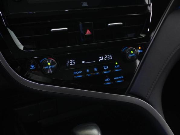 Toyota Camry VIII (XV70) Рестайлинг с пробегом 2023 года, цена 3 999 050 рублей, 55234 км, седан, Автокод Объявления
