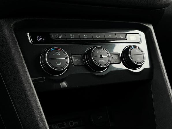 Volkswagen Tiguan II с пробегом 2020 года, цена 2 497 700 рублей, 105206 км, внедорожник, Автокод Объявления