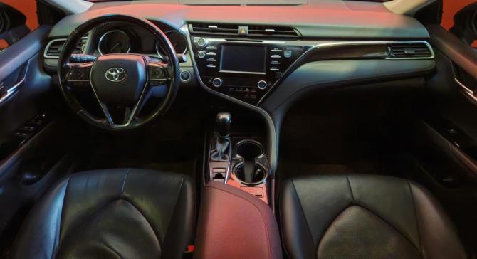 Toyota Camry VIII (XV70) с пробегом 2019 года, цена 2 060 000 рублей, 195928 км, седан, Автокод Объявления