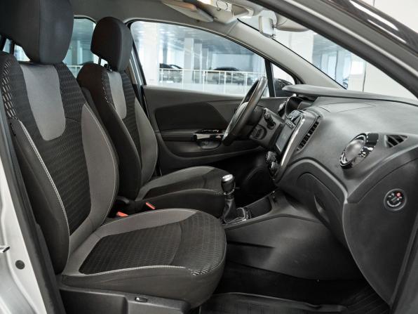 Renault Kaptur I с пробегом 2018 года, цена 1 530 000 рублей, 88424 км, внедорожник, Автокод Объявления