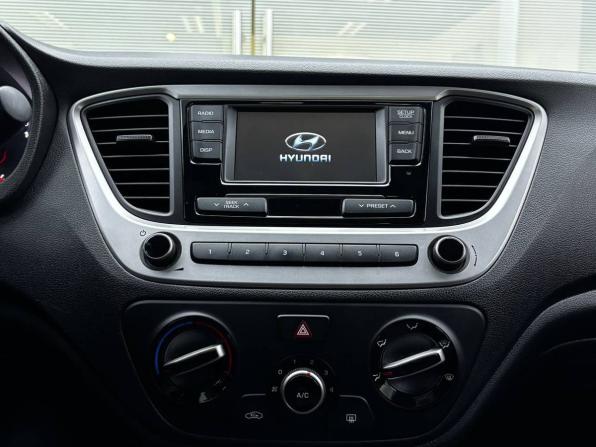 Hyundai Solaris II с пробегом 2018 года, цена 1 470 000 рублей, 77000 км, седан, Автокод Объявления