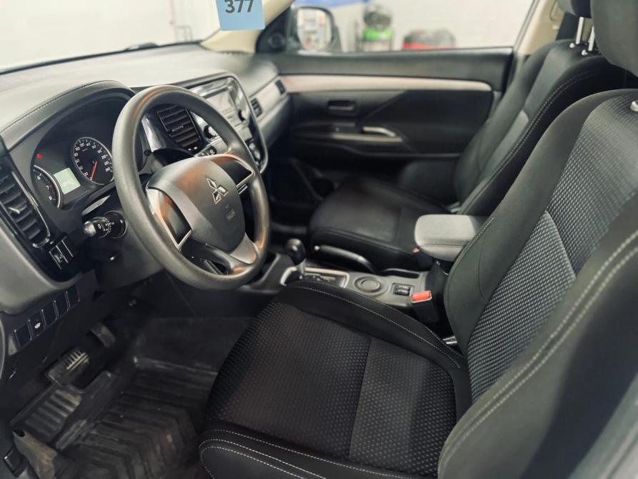 Mitsubishi Outlander III Рестайлинг 2 Санкт-Петербург  - изображение 7