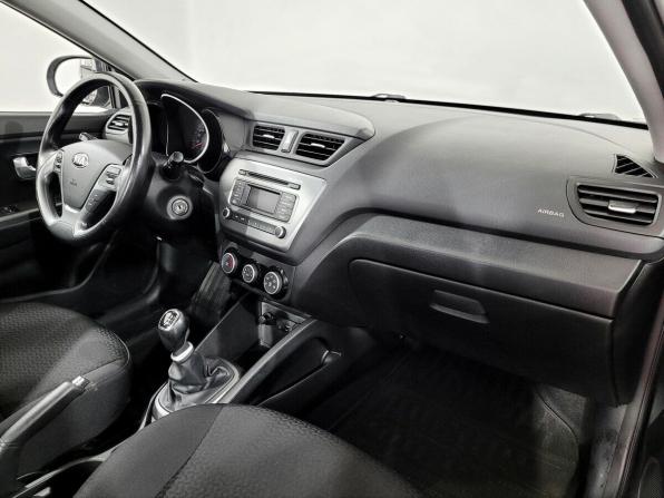 Kia Rio III Рестайлинг с пробегом 2016 года, цена 940 000 рублей, 165944 км, седан, Автокод Объявления