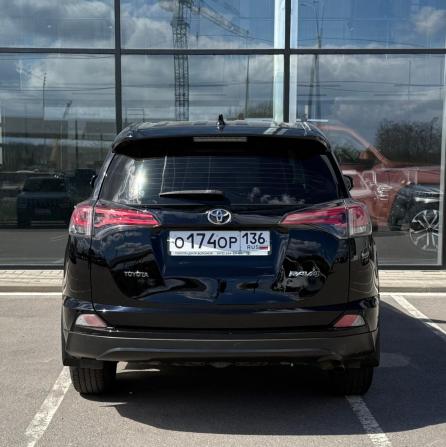 Toyota RAV4 IV (XA40) Рестайлинг с пробегом 2018 года, цена 2 400 000 рублей, 72575 км, внедорожник, Автокод Объявления