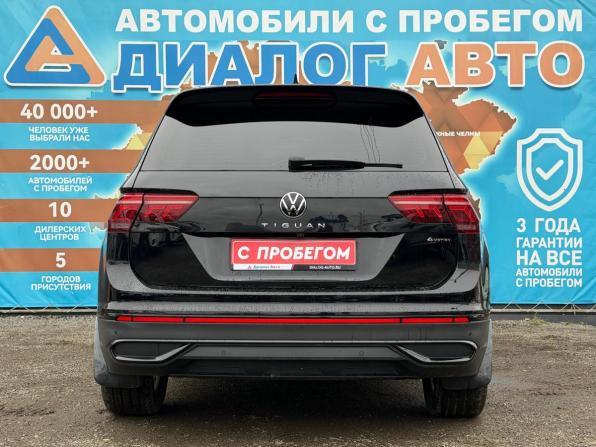 Volkswagen Tiguan II Рестайлинг с пробегом 2021 года, цена 2 985 000 рублей, 98210 км, внедорожник, Автокод Объявления