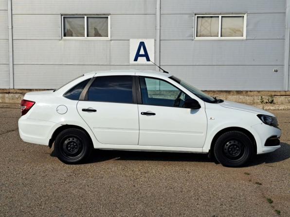 Lada (ВАЗ) Granta I Рестайлинг с пробегом 2019 года, цена 349 000 рублей, 235226 км, седан, Автокод Объявления