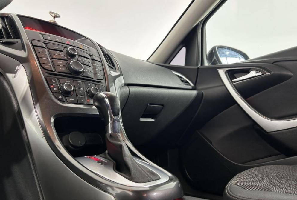 Opel Astra J Рестайлинг Саранск  - изображение 19