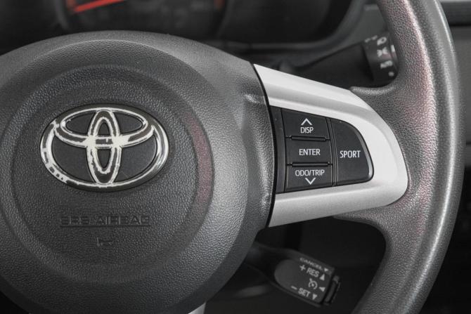 Toyota Roomy I с пробегом 2018 года, цена 969 000 рублей, 97000 км, микровэн, Автокод Объявления