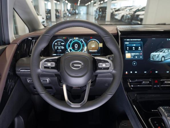 GAC Trumpchi M8 II с пробегом 2026 года, цена 5 000 000 рублей, 35 км, минивэн, Автокод Объявления