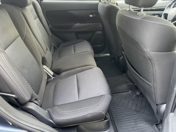 Mitsubishi Outlander III Рестайлинг 3 с пробегом 2022 года, цена 2 699 000 рублей, 16270 км, внедорожник, Автокод Объявления