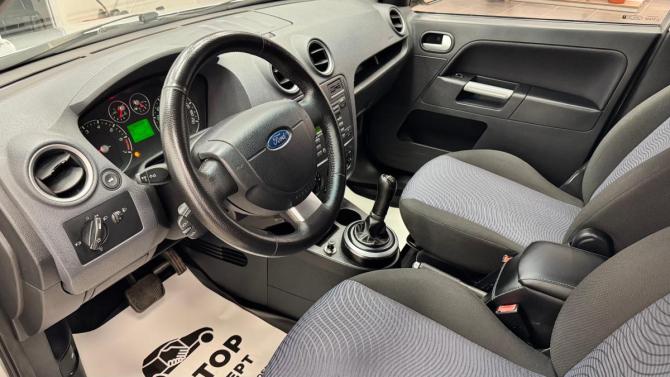 Ford Fusion I Рестайлинг с пробегом 2008 года, цена 350 000 рублей, 233772 км, хэтчбек, Автокод Объявления