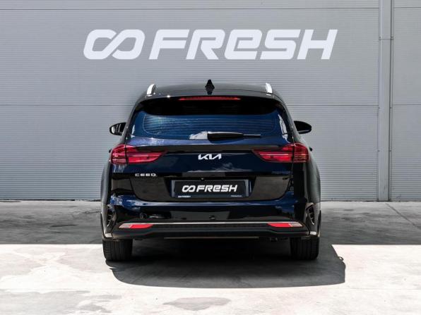 Kia Ceed III Рестайлинг с пробегом 2021 года, цена 2 050 000 рублей, 96424 км, универсал, Автокод Объявления