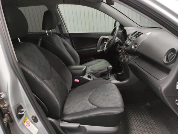 Toyota RAV4 III (XA30) Рестайлинг с пробегом 2011 года, цена 1 300 000 рублей, 263000 км, внедорожник, Автокод Объявления