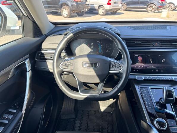 Geely Atlas Pro с пробегом 2023 года, цена 2 109 000 рублей, 36199 км, внедорожник, Автокод Объявления