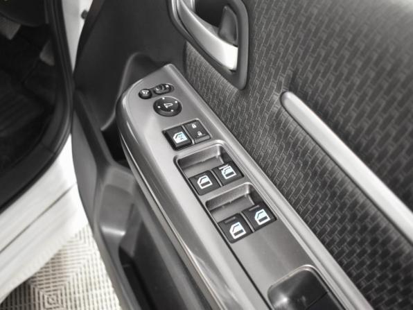 Honda Stepwgn V Рестайлинг с пробегом 2018 года, цена 2 957 500 рублей, 86000 км, минивэн, Автокод Объявления