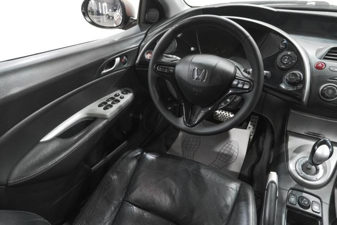 Honda Civic VIII Рестайлинг с пробегом 2008 года, цена 759 000 рублей, 218000 км, хэтчбек, Автокод Объявления