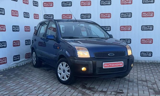 Ford Fusion I Рестайлинг с пробегом 2007 года, цена 329 990 рублей, 216000 км, хэтчбек, Автокод Объявления