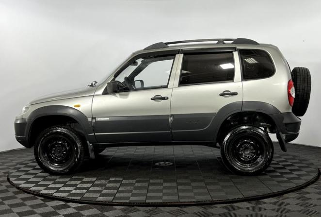Chevrolet Niva I Рестайлинг с пробегом 2011 года, цена 450 000 рублей, 141177 км, внедорожник, Автокод Объявления