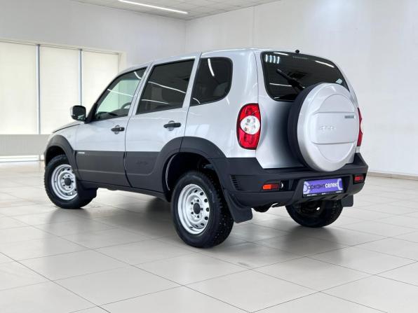 Chevrolet Niva I Рестайлинг с пробегом 2020 года, цена 825 000 рублей, 63445 км, внедорожник, Автокод Объявления